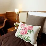 Coop, Hotel Sofia