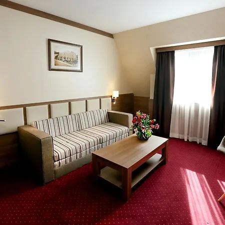 Coop, Hotel Sofia