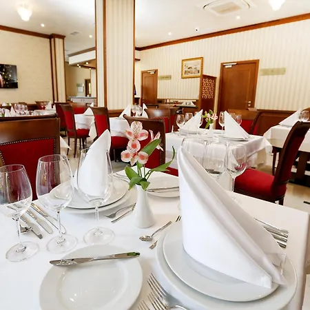 索菲亚库奥普酒店