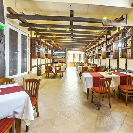 索菲亚库奥普酒店 酒店